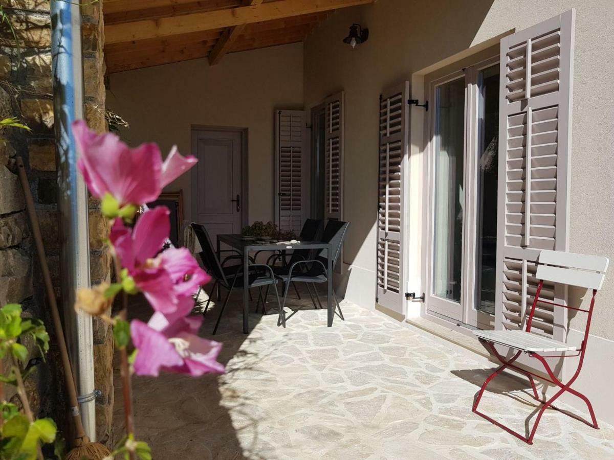 Vila Flora Secovlje Luaran gambar