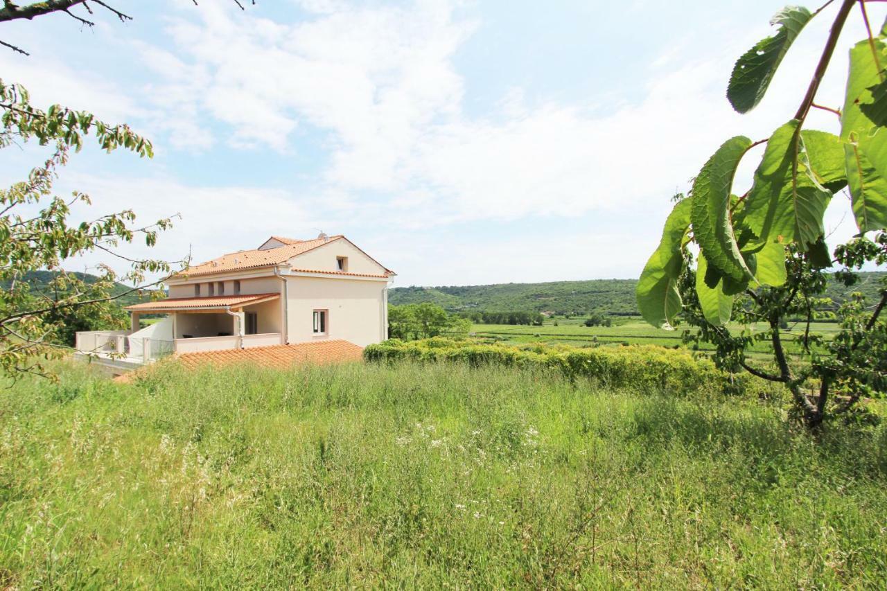 Vila Flora Secovlje Luaran gambar