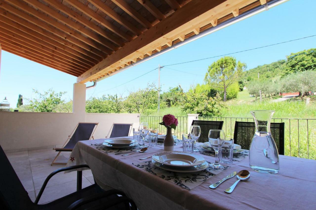 Vila Flora Secovlje Bilik gambar